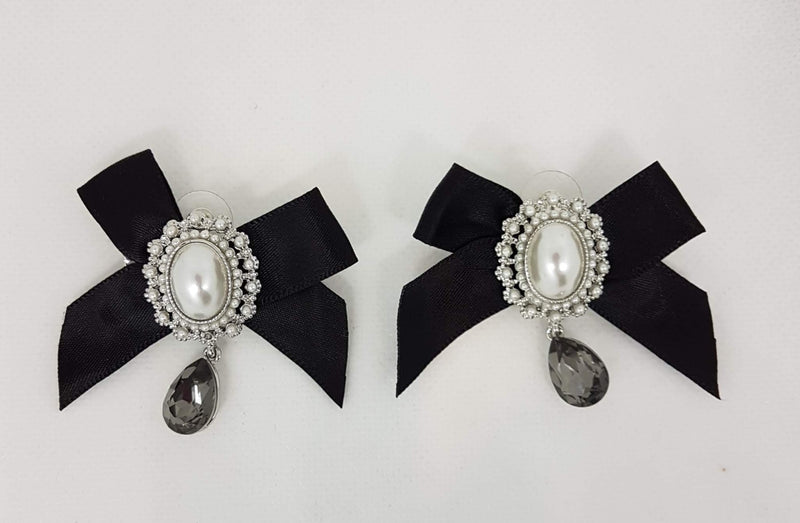 Missaji Bow Pearl Signature Earrings