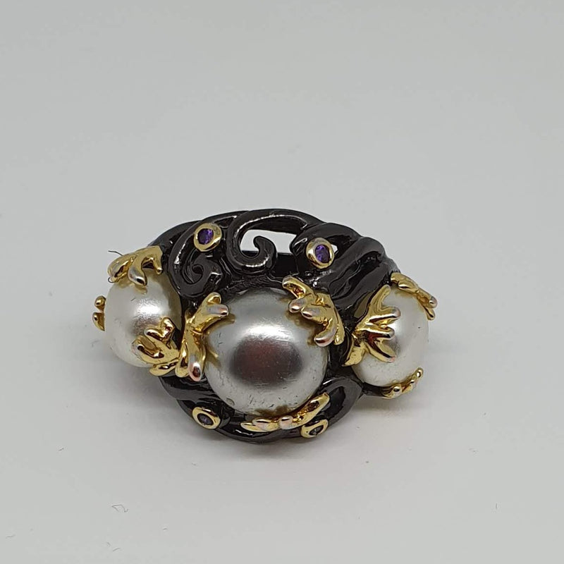 Missaji trilogy pearl ring