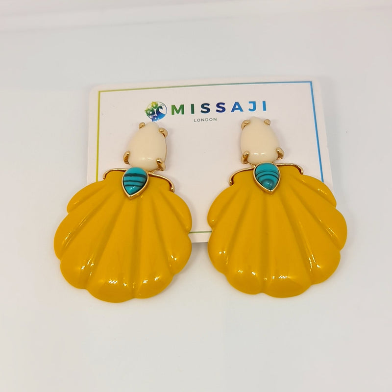 Missaji Shell shape multi colour Fashion Earring