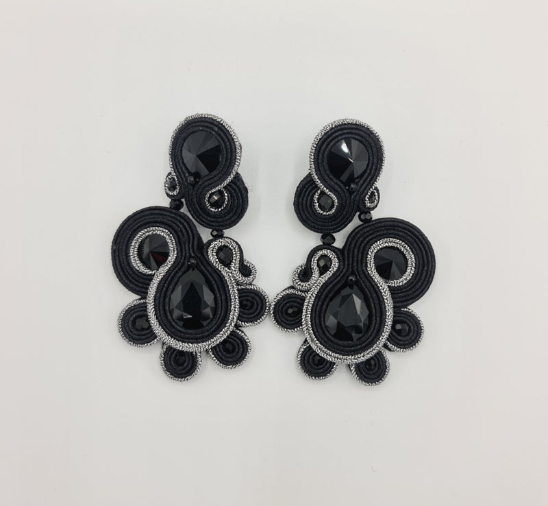 Missaji Trendy Ethnic style Black Earrings