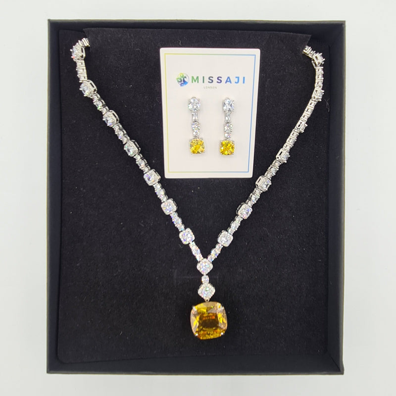 Missaji with Love Necklace and Earring Set