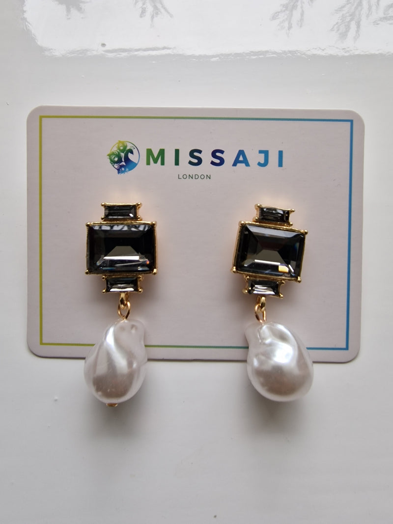 Diamante colour and pearl drop earring