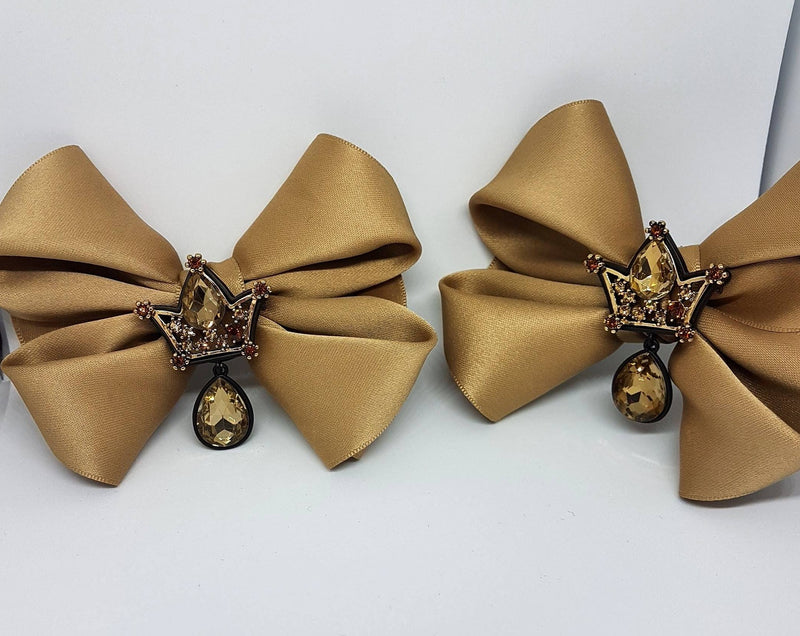 Missaji Golden Crown Brooch with silk bow